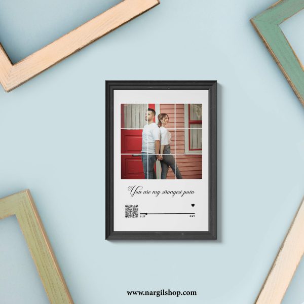 The romantic frame with QR code 01